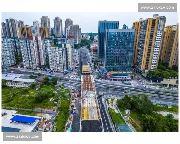桥坡上的心跳：当车把沁满汗水